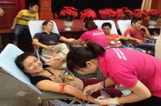 Ngày hội hiến máu tình nguyện của tuổi trẻ BCVT Hà Nội