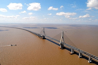 Khởi công cầu Thái Hà vượt sông Hồng