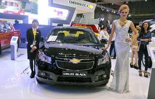 Chevrolet Cruze Black chỉ bán 50 chiếc, giá 682 triệu