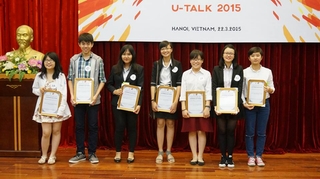 Học sinh trường Amsterdam đoạt giải nhất hùng biện tiếng Anh