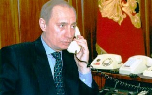 Tổng thống Putin không dám dùng điện thoại di động?