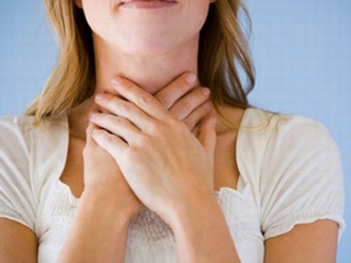 Bí quyết giúp bạn giảm đau họng