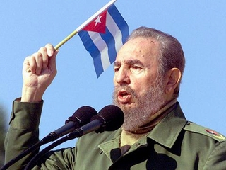 Cựu Chủ tịch Fidel Castro bất ngờ đòi nợ Mỹ
