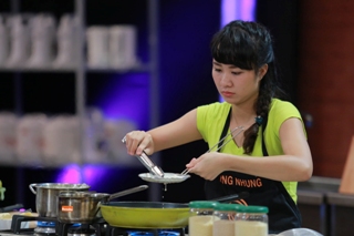 Hồng Nhung chia tay căn bếp Master chef