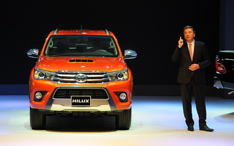 Toyota Hilux 2015 có gì mới?