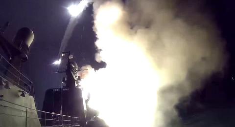 Tàu chiến Nga bắn tên lửa về phía các mục tiêu IS ở Syria