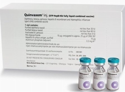 WHO bác bỏ tin đồn liên quan đến vắc xin Quinvaxem