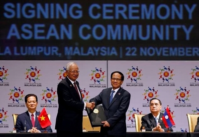 Bước phát triển lịch sử của ASEAN