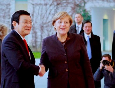 Bước ngoặt trong quan hệ giữa Việt Nam với cường quốc Châu Âu