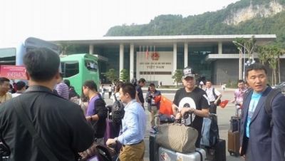 Lạng Sơn: Nổ lớn rung chuyển cửa khẩu Hữu Nghị