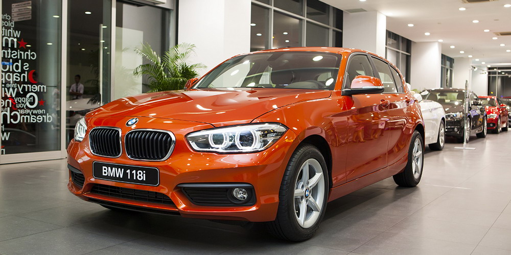 BMW 118i mới giá 1,3 tỷ đồng