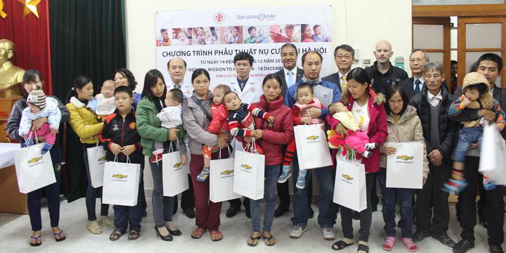 GM Việt Nam hỗ trợ phẫu thuật nụ cười cho trẻ