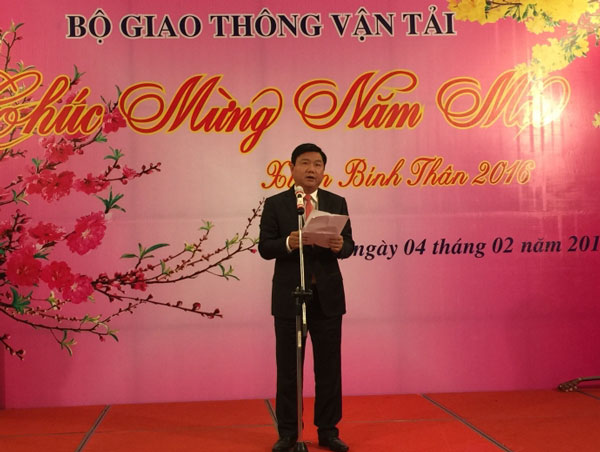 Ủy viên Bộ Chính trị, Bộ trưởng GTVT Đinh La Thăng phát biểu lần cuối trên cương vị Bộ trưởng GTVT, chia tay cán bộ của ngành trong buổi gặp mặt tất niên tối 4/2/2016
