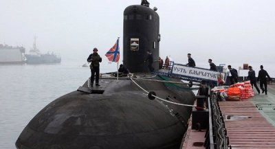Tàu ngầm Nga phóng ngư lôi, diệt kẻ thù
