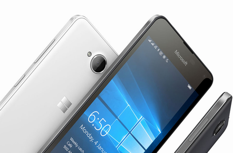 Smartphone mỏng nhất của Microsoft có đáng mua?