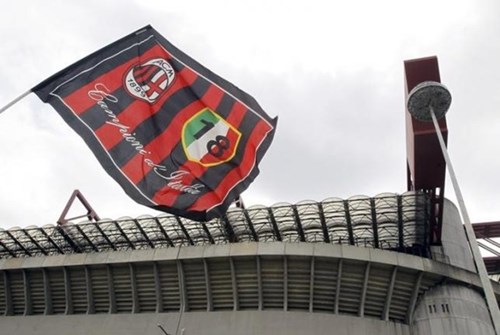 Tập đoàn Trung Quốc chi 700 triệu euro để mua lại AC Milan