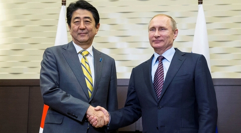 Mỹ giận tím mặt nhìn Nhật thân thiết với Putin