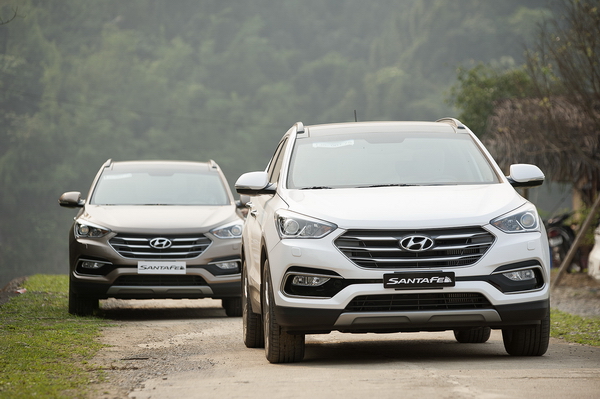 Hyundai Santa Fe 2016: Mạnh hơn- Chất hơn