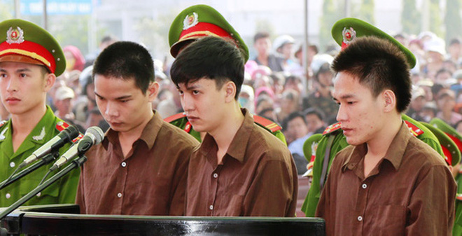 Hoãn xét xử vụ án thảm sát ở Bình Phước