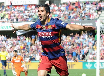 Suarez lập hattrick, Barcelona vô địch La Liga!