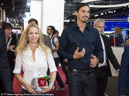 Quyết định của Zlatan Ibrahimovic phụ thuộc nhiều vào cô vợ Helena Seger