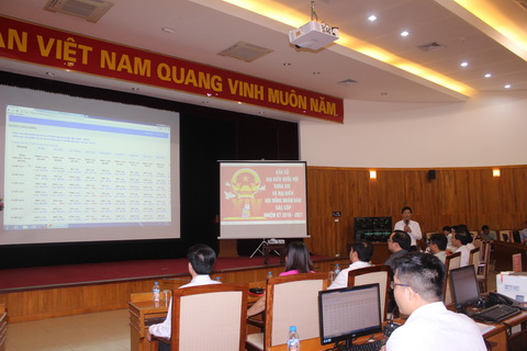 Quận Long Biên ứng dụng mạnh công nghệ thông tin trong bầu cử