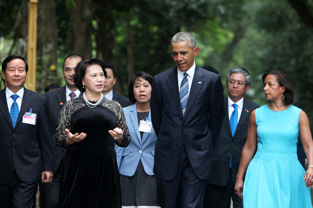 Nữ cố vấn luôn đi cùng Tổng thống Obama