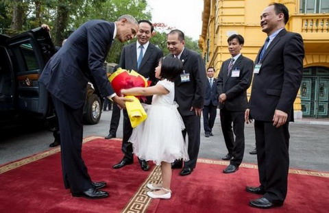 Obama thăm Việt Nam qua ống kính nhiếp ảnh gia Nhà Trắng