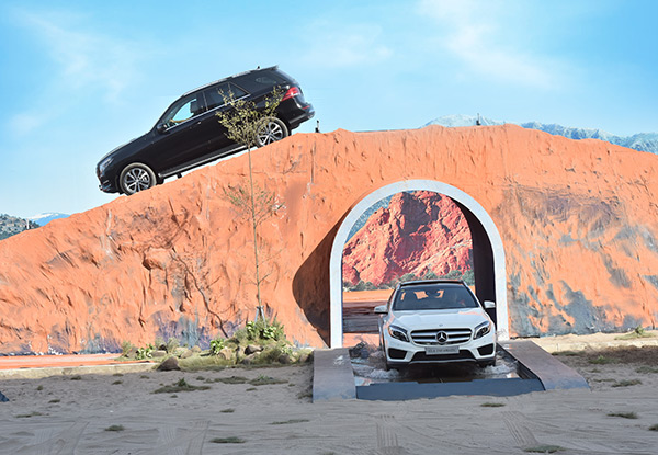 Video Mercedes-Benz SUVenture 2016 tưng bừng khai cuộc
