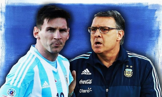 Messi và HLV Martino đều đã nói lời chia tay Argentina