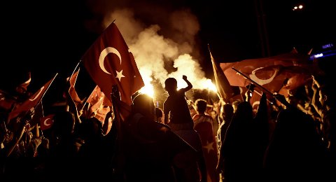 Tổng thống Thổ Nhĩ Kỳ sẽ hành quyết 13.000 người?