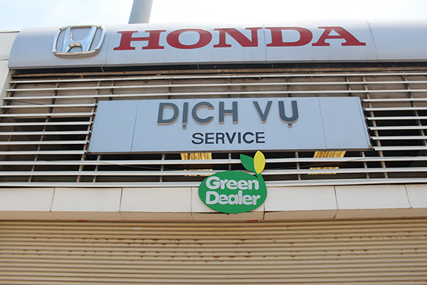 Honda Việt Nam 'xanh' hóa hệ thống đại lý ô tô
