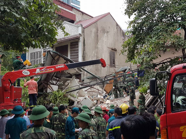Vụ sập nhà tại phố Cửa Bắc ( Hà Nội) đã khiến 2 người tử vong