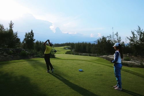 Về Bình Định chơi golf ở sân golf đẳng cấp Châu Á
