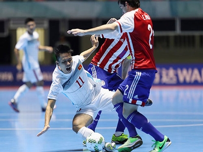 Bị bắt bài, Futsal Việt Nam thua thảm tại World Cup 2016