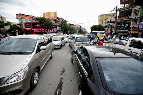 Hà Nội: Sẽ thu phí ô tô đi vào trung tâm, cấm xe máy ngoại tỉnh