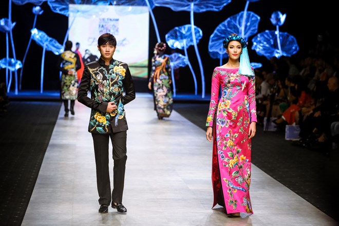 Hồn dân tộc trong thời trang cao cấp tại Tuần lễ thời trang Việt Nam