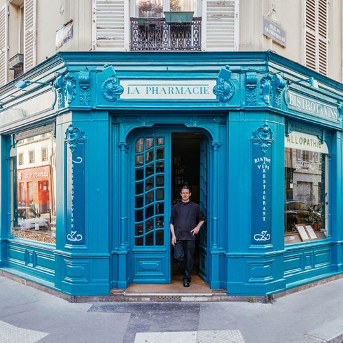 Bếp trưởng Christophe Duparay tự hào về nhà hàng La Pharmagie của ông.
