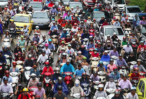 Hà Nội hiện có hơn 5 triệu xe máy  và hơn 500.000 ôtô các loại