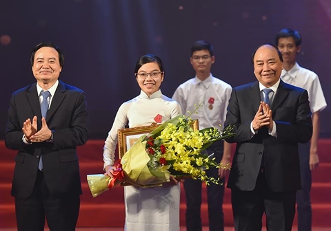 Thủ tướng Nguyễn Xuân Phúc: Tổ quốc không chỉ cần những tấm huy chương