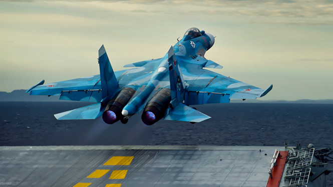 Máy bay chiến đấu Su-33 của Nga bị rơi xuống biển vì gặp sự cố lúc hạ cánh
