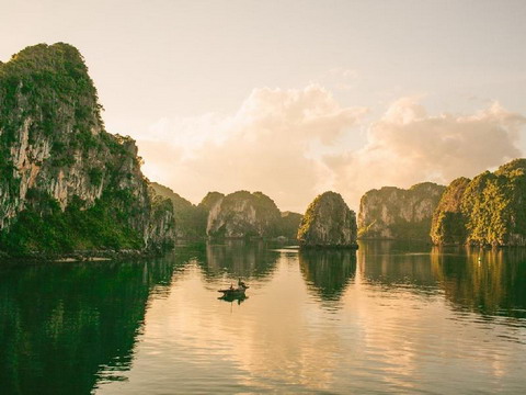 Việt Nam lọt top 20 điểm du lịch giá rẻ năm 2017 của Forbes