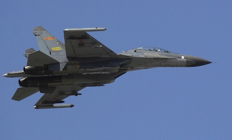 Chiếu đấu cơ J-11D của Trung Quốc không địch nổi Su-35 của Nga