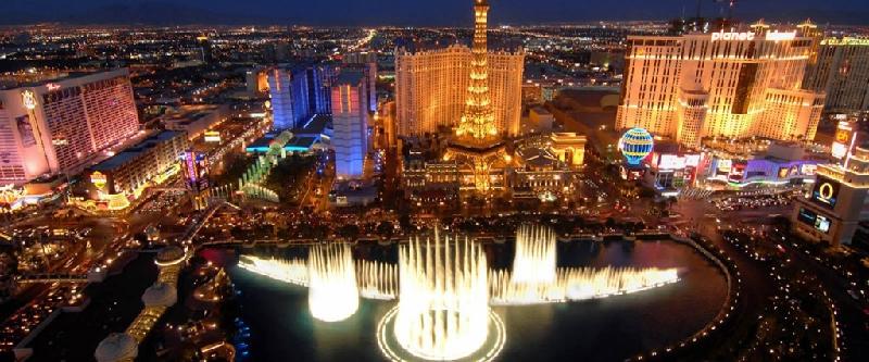 Las Vegas là thành phố sôi động bậc nhất của Mỹ, tập trung nhiều sòng bài, khách sạn, nhà hàng, khu nghỉ dưỡng xa xỉ. Ảnh: 
