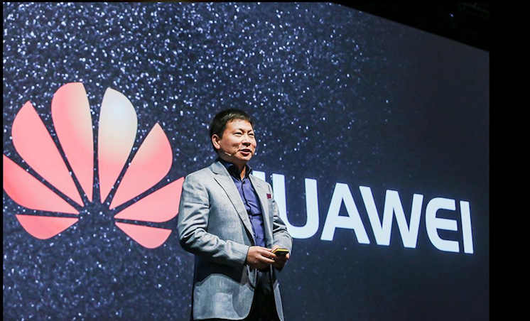 Huawei – có lẽ cũng không mang siêu phẩm mới tới CES 2017. Năm ngoái Huawei đã trình làng Mate 8 tại CES 2016 và siêu phẩm Mate 9 của họ cũng vừa ra đời cách đây không lâu. Do đó, có vẻ như tại CES năm nay, Huawei sẽ không trình làng siêu phẩm smartphone mới mà chỉ tận dụng triển lãm CES để quảng bá Mate 9 vào thị trường Mỹ.