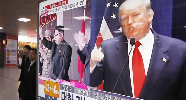 Donald Trump lần đầu tiên &quot;dằn mặt&quot; Kim Jong Un