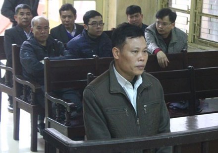 Hai cán bộ gây &quot;án oan&quot; Nguyễn Thanh Chấn nhận 20 tháng tù