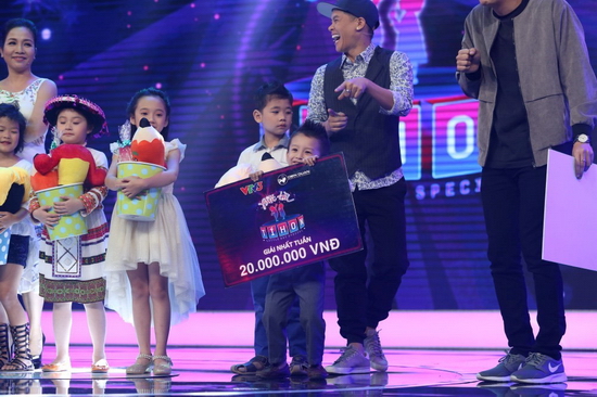 Với phần bình chọn cao nhất, Nguyên Hoàng là thí sinh nhí giành được giải thưởng 20 triệu đồng và sở hữu tấm vé bước vào vòng thi Bán kết. 