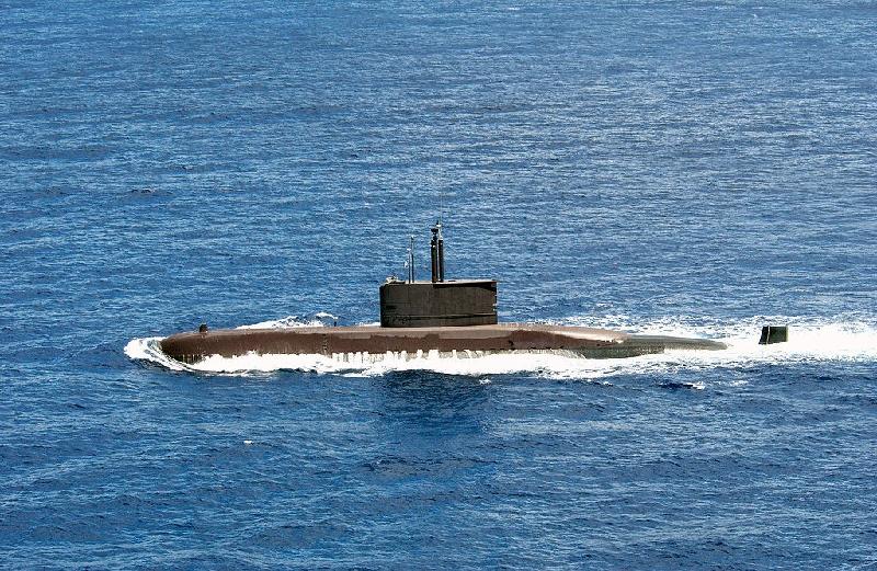 Năm 2011, Indonesia đã đặt hàng 3 tàu ngầm lớp Chang Bogo (phiên bản Type-209 của Đức sản xuất tại Hàn Quốc). Các tàu ngầm này dự kiến được đưa vào hoạt động từ năm 2018. Ảnh: Hải quân Mỹ.
