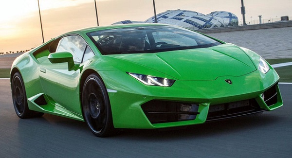 Lamborghini phải triệu hồi hàng nghìn xe